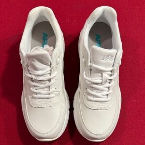 Apex Classic Women’s White Athletic Shoes